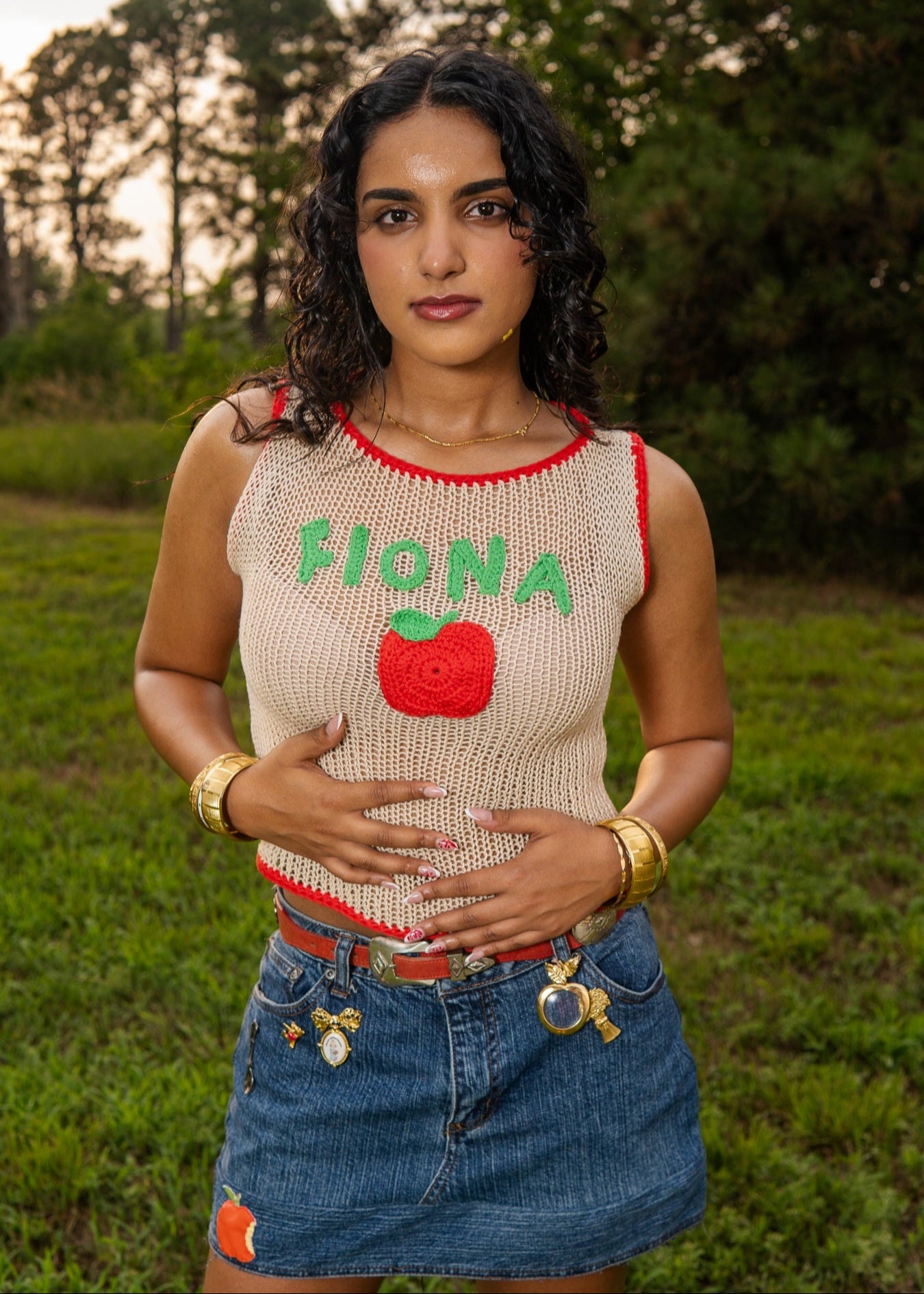 Red Fiona Apple knit top